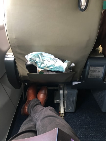 Legroom in a Sri Lankan Airlines A320 Business class seat