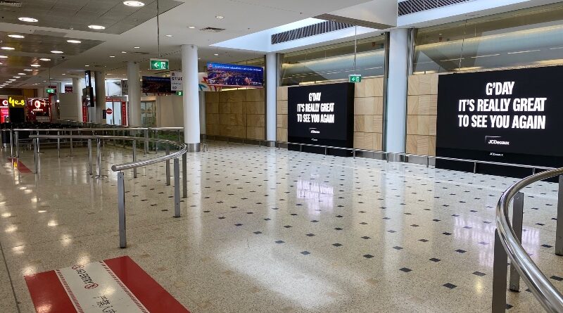 International arrivals area at Sydney Airport in November 2021