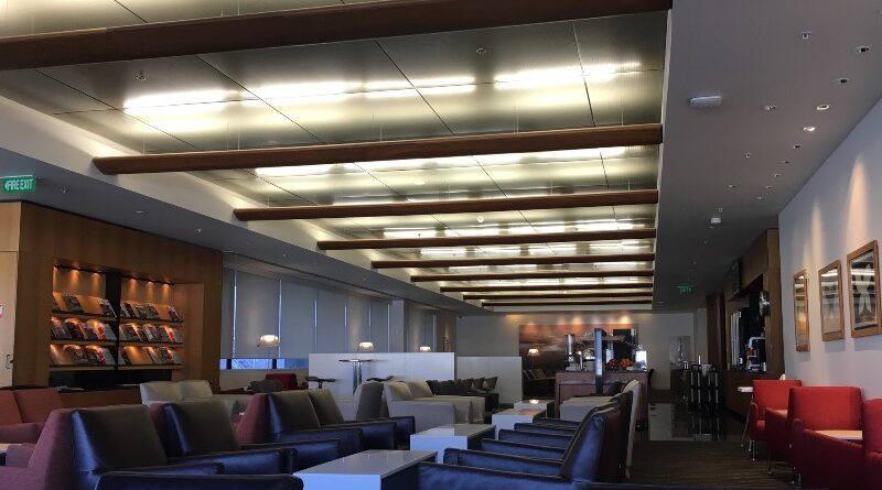 The current Qantas lounges at Auckland Airport are a relic from a bygone era