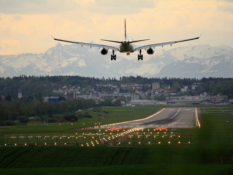 Swiss A330 lands in Zurich with mountains in background