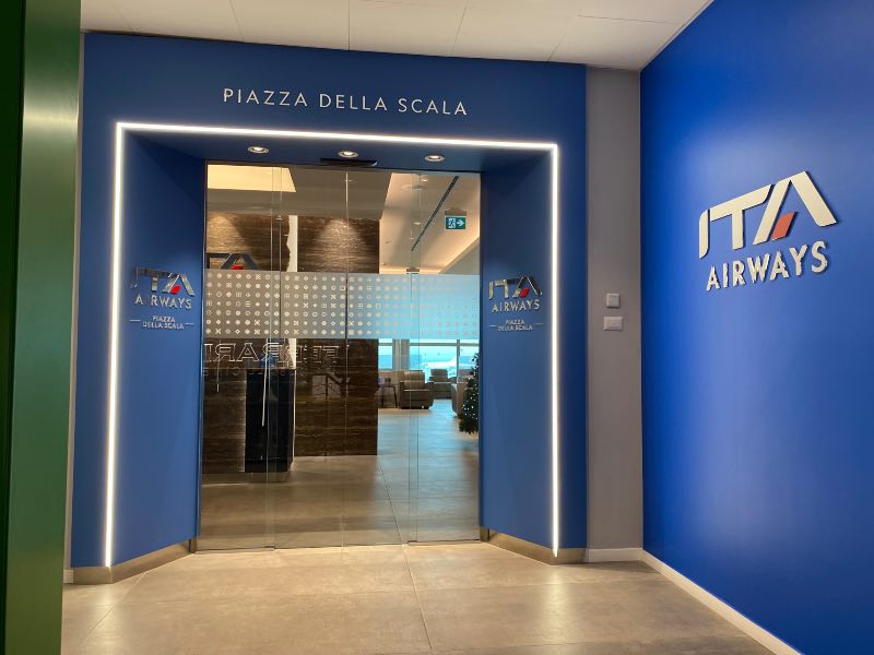 ITA Airways lounge entrance in Milan