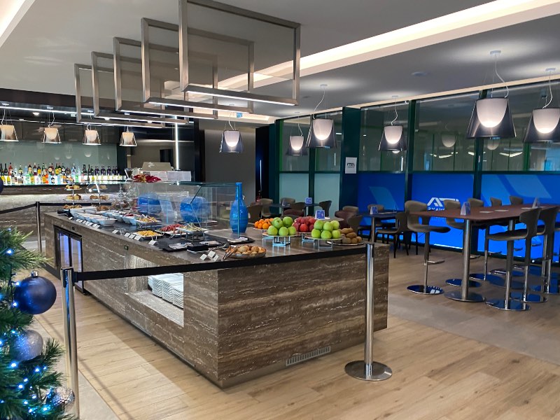 Buffet and bar at the ITA Airways Lounge in Milan Linate Airport