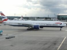A British Airways Boeing 777-300ER at Heathrow