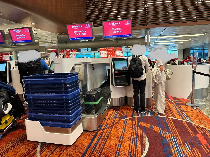 Emirates check-in at Singapore Changi Airport