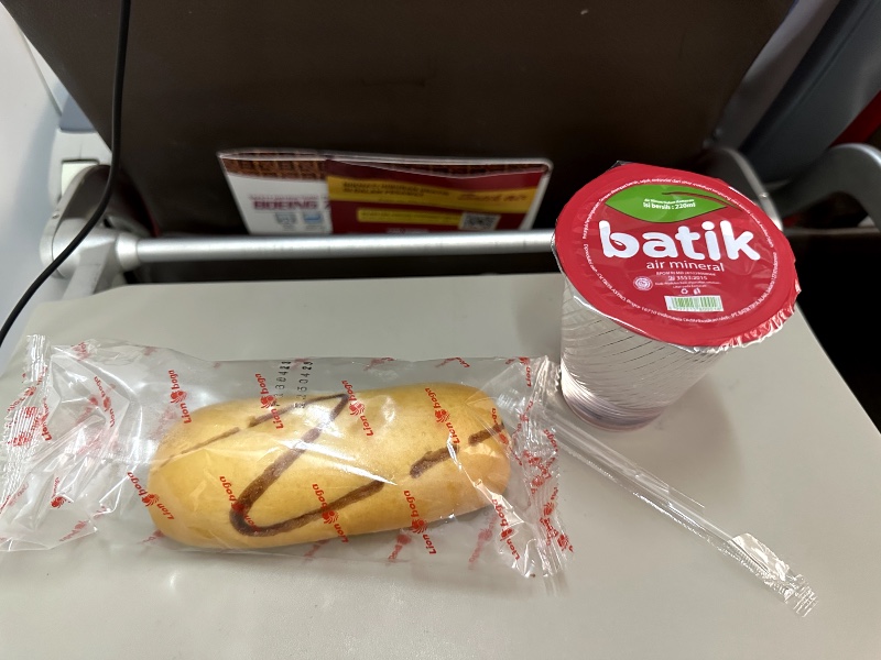 Snack in Batik Air Economy Class from Jakarta to Singapore