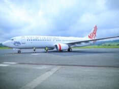 Virgin Australia Boeing 737-800 in Port Vila, Vanuatu