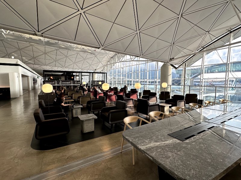 Qantas Hong Kong Lounge seating