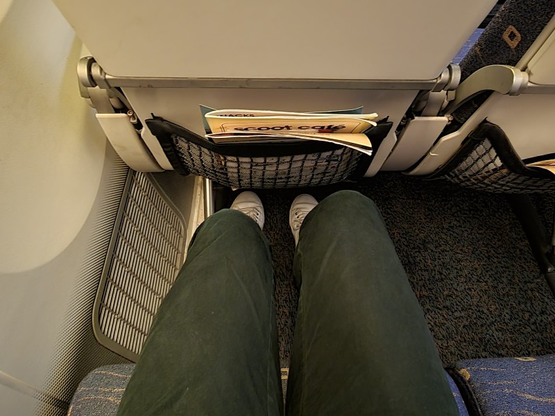 Scoot economy class "Scoot-in-Silence" legroom