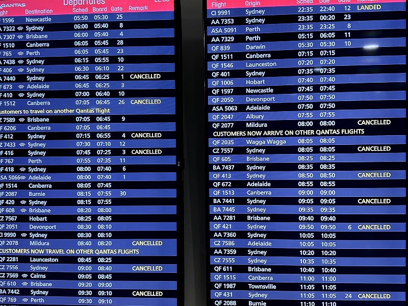 The Melbourne to Sydney route has many cancelled flights.