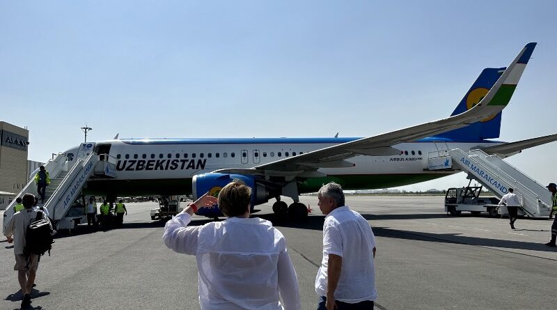 Uzbekistan Airways Airbus A320neo