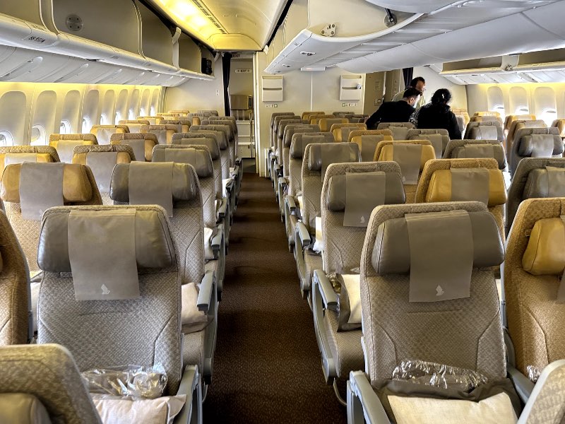 Singapore Airlines Boeing 777-300ER Economy Review