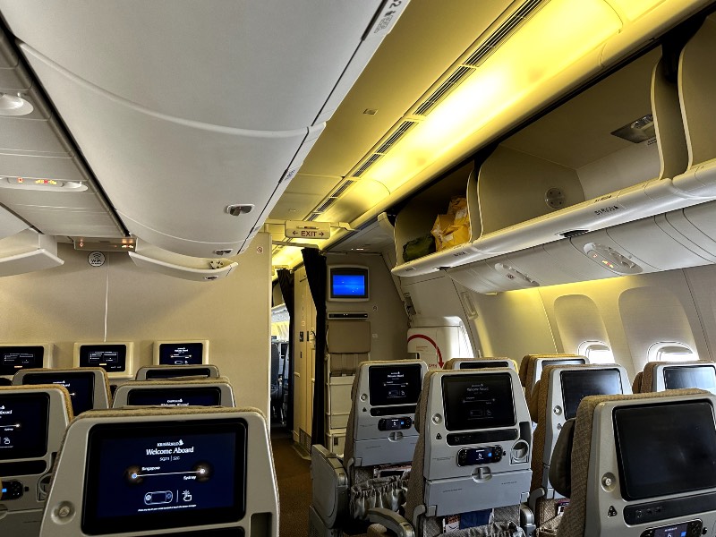 Singapore Airlines Boeing 777-300ER Economy Class cabin