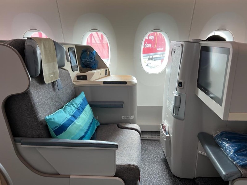 Air Mauritius Airbus A350-900 Business Class seat