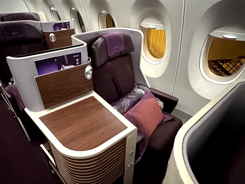 Thai Airways A350 Business Class seat
