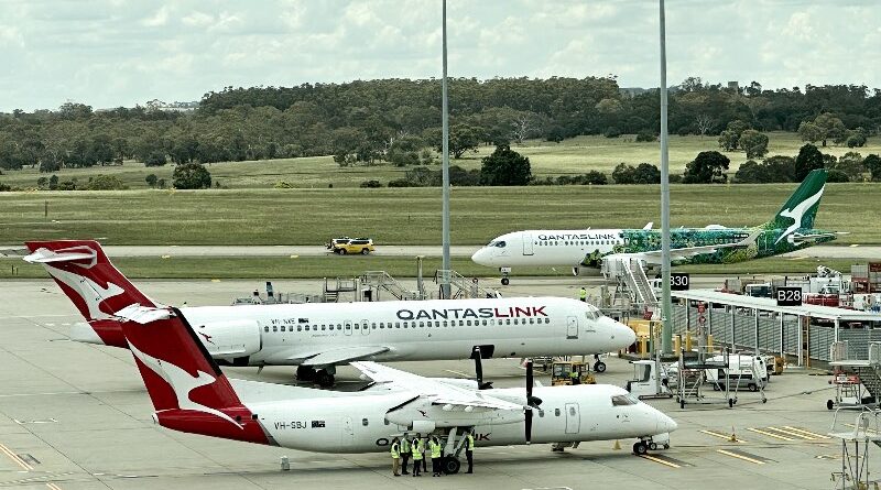 QantasLink Airbus A220, Boeing 717 and Bombardier Dash 8 at Melbourne Airport