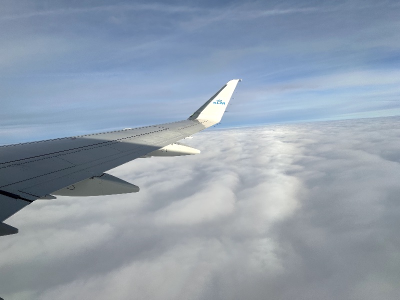 The view of the wing flying on a KLM Cityhopper E190
