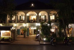 villa santi.JPG