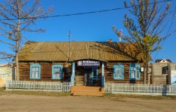 Traditional wooden houses, Russia Sept 18-9.jpg