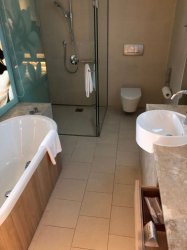 Crowne Plaza 01.jpg