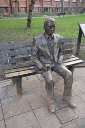 Turing statue 1 (1).jpg