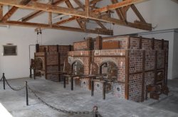 Dachau Ovens.jpg