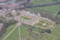 Windsor Castle landing LHR.jpg