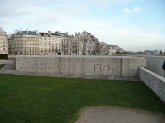 French War Memorial1.JPG