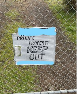 Keep out.JPG