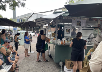 6 Laksa queue.PNG