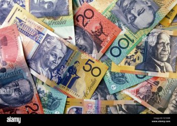 australian-currency-notes-F21DXR.jpg