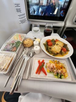 Aircalin meals 2.jpg