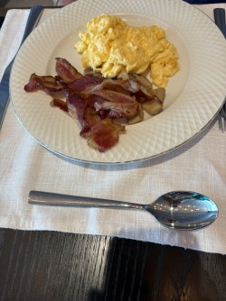 IMG_1013.jpg IMG_1013.jpg
