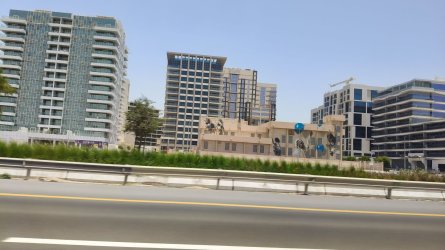 F60.jpg
