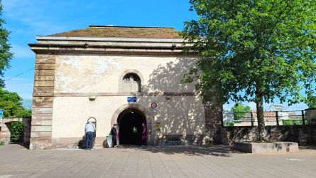s70.jpg