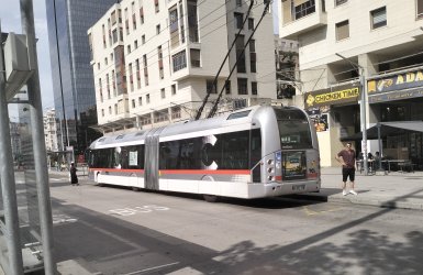 l76.jpg