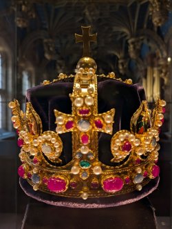 crown.jpg crown.jpg