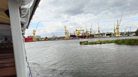 s158.jpg