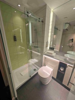 PXL_20251015_172422013.jpg PXL_20251015_172422013.jpg