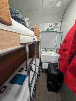 PXL_20251026_223623690.jpg PXL_20251026_223623690.jpg