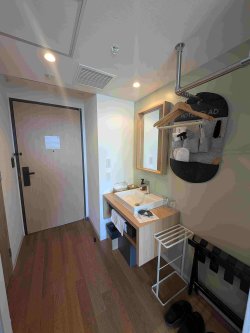 PXL_20251101_060222296.jpg PXL_20251101_060222296.jpg