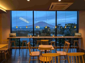 PXL_20251101_210825690.jpg PXL_20251101_210825690.jpg