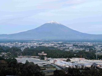 PXL_20251101_205457741.jpg PXL_20251101_205457741.jpg