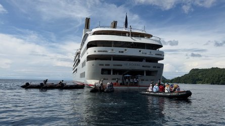 IMG_E0694.JPG IMG_E0694.JPG