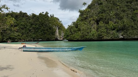 IMG_E0779.JPG IMG_E0779.JPG