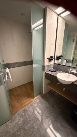 IMG_2002.jpeg IMG_2002.jpeg