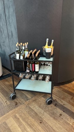 IMG_3983.jpeg IMG_3983.jpeg