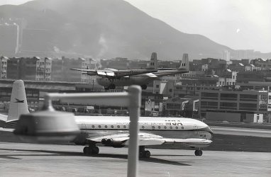 1967 kai tak 1.jpg