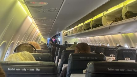 BC SA Day 01 CIA QF Dash 8 Int.jpg