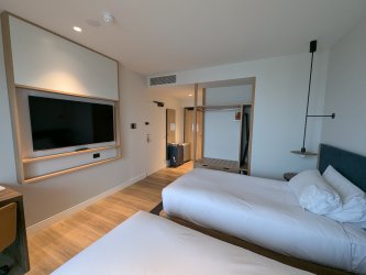 HGIB - Room 2.jpg