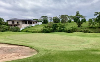 1st green and housing being built.jpg